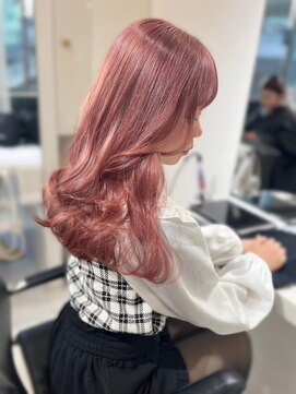 ランテルディ 渋谷(LANTERDIT) カシスピンクカラー　顔周りカット　透明感　艶カラー　抜け感