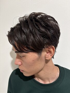 グラフ 立川(Graph.) センターパートフェザーパーマツーブロックパーマ