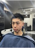 スパイキーショートフェードスタイル
