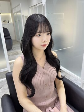 イミュ(IMMU) blackカラー　レイヤーカット