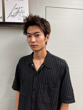 イントロバイフィーネ 渋谷(INTRO . by Fi-Ne) ハイライトスパイキーショート/渋谷/代々木