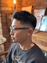 フォーコーナーズ(Four Corners)&nbsp;スキンフェードツーブロック刈り上げジェットモヒカンマンバン