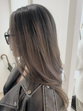 エメヘアデザイン ルイス(Aimer Hair Design Lewis) バレイヤージュ/ハイトーンデザインカラー/弘前市