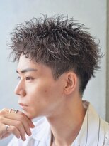 レタッチバイフィフス 大阪梅田(RETOUCH by fifth) 梅田ツイストパーマツイストスパイラルパーマテーパーフェード◆