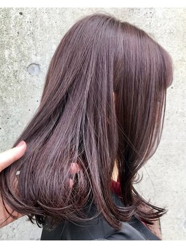 アクアオモテサンドウ(ACQUA omotesando) △ブリーチなしピンクブラウン外ハネロブヘアミディアム