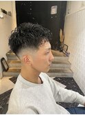スキンフェードサマーパーマ