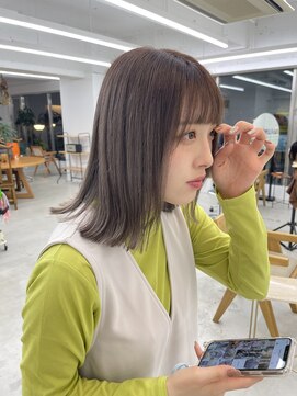 シカ(sica) グレージュ