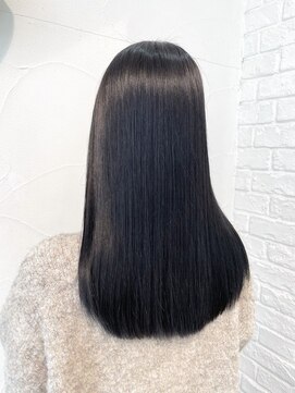 ネオリーブアオバ 高田馬場店(Neolive aoba) アディクシーカラーブルーブラックで作る暗髪