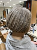 ボリューム感アップミニボブ40代50代60代