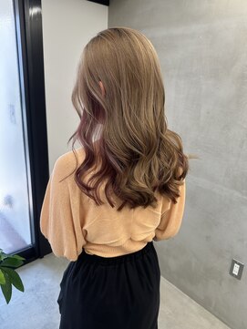 アンバー(UMBER) ミルクティー×ピンクインナーカラー