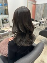 クム(kumu)&nbsp;グレージュカラー