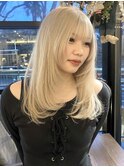 layer-cut white blond