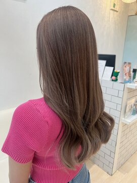 レム(REM) グレージュ