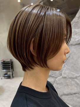 ソワネ 表参道(soigne) 表参道白髪ぼかしハイライトウルフショートヘアグレージュ40代