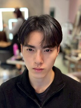 ジュノヘアージャパン 表参道(JUNO HAIR JAPAN) MEN’S HAIR/サーフカール/刈り上げセンターパート/渋谷