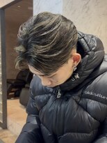 オム ブランシェ(HOMME BLANCHE’)&nbsp;【Natsuki】フェザーパーマ×金メッシュ