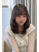 ホワイト(White) ハッシュカット×オリーブベージュ