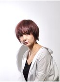 ツヤ感ピンクパールショートボブ