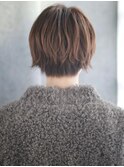 ニュアンスカールのショートスタイル