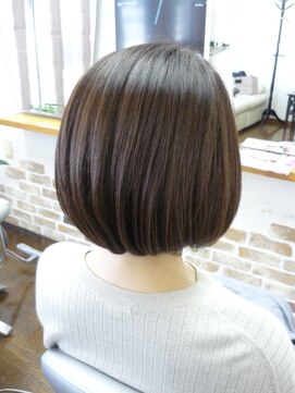 エイチワイヘアーデザイン(HY hair design) ツヤツヤボブ