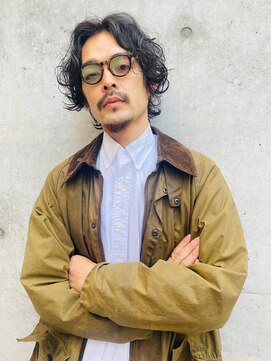 ロロ(ro-ro) 【恵比寿ro-ro】センターパートx黒髪パーマ