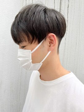 アイティー バイ アルバム 浦和店(IT by ALBUM) アップバングコンマヘアスキンフェード_ba397501