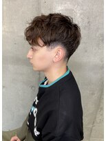 横顔が素敵に決まる前下がりフェードウェーブ【表参道、青山】