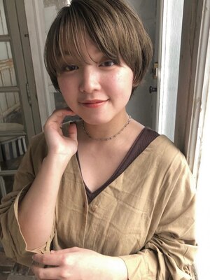 ショートヘアはベースのカットできまる。洗練されたカット技で貴方の美しさ引き出すスタイルに…♪