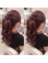 アリエス 新宿駅前東口店(Aries) ふわふわポニー