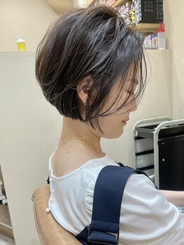 ルーチェヘアーの写真/【江坂駅徒歩2分】白髪ぼかし×ハイライトを組み合わせて大人女性のお悩みを解決します!自然な美しさをー。