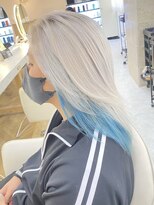 リアン 上尾店(Rien)&nbsp;ホワイト×ブルーインナーカラー