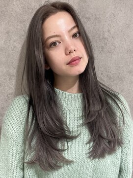 エアー 青山(AIR) ハイトーン透明感グレージュレイヤーカット