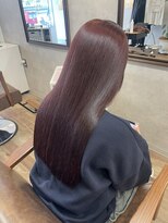 ウタリ(utari)&nbsp;ブリーチなしカシスレッド【難波 桜川/髪質改善】