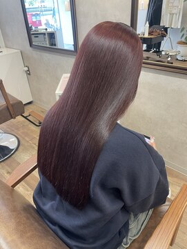 ウタリ(utari) ブリーチなしカシスレッド【難波 桜川/髪質改善】