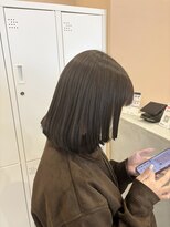 ジジ インターパーク 宇都宮(Gigi)&nbsp;オリーブベージュ/透明感カラー/顔まわりレイヤー/ボブ/宇都宮