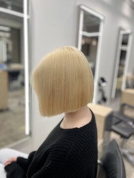 グロウ 渋谷(grow) ブロンドボブ