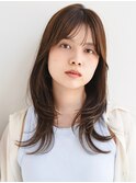 ミディアム/レイヤーカット/顔周りカット/ベージュ/透明感カラー