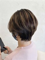 アッシュ 十日市場店(Ash) 白髪ぼかし/ナチュラルハイライト/ショート
