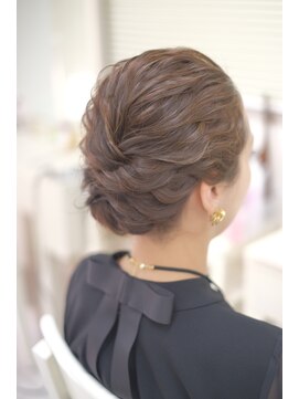 リサ 恵比寿(risa.) 波ウェーブのしためアップ