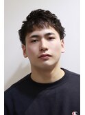 メンズセミウエットワイルドツーブロック　ダウンバングスタイル
