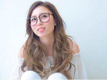 ヘアメイク ガラッジ(Hair Make Garage)の写真/[ダメージ毛でもOK◎透明感&続く発色!最旬カラーもお試しを][外国人風ニュアンス×透明感◎イルミナカラー]