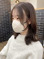 ネオリーブ クーロ(Neolive curro) 【前髪】縮毛矯正で韓国風顔まわりカット