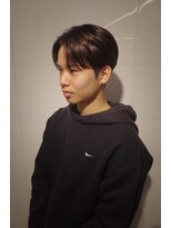 オーシャントーキョー(OCEAN TOKYO)&nbsp;韓国ヘアカルマパーマカルマバングセンターパート黒髪ウルフ