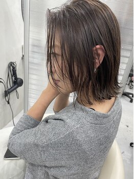 ヴィクサス ザ ベイ(VIXUS the bay)の写真/グレイカラーでもお洒落な色味と仕上がりに満足♪丁寧なカウンセリングと細やかなサービスが嬉しい◎