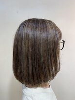 アズール 草加(azule)&nbsp;大人ボブ　白髪ぼかしカラー