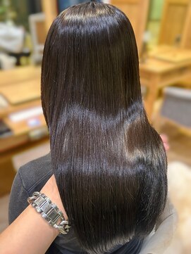 パルス ヨコハマ(PULSE yokohama) 20代30代支持率No.1◎髪質改善ツヤ髪ストレート