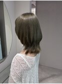 オリーブベージュ×ウルフカット