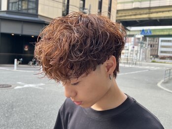 ノイセル 西本町(Noisyle)の写真/360°キマるデザイン性の高いメンズカット◎ON/OFFもどちらも楽しめる*[本町/MEN'S/メンズ/学割U24/眉毛]