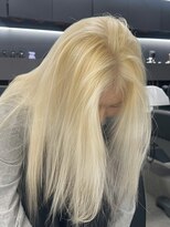 ベレーザ 渋谷神南(Beleza)&nbsp;16688抜きっぱなしブロンドハッシュカットホワイトブロンド