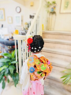 美容室 ティンカーベル 七五三 7歳 女の子